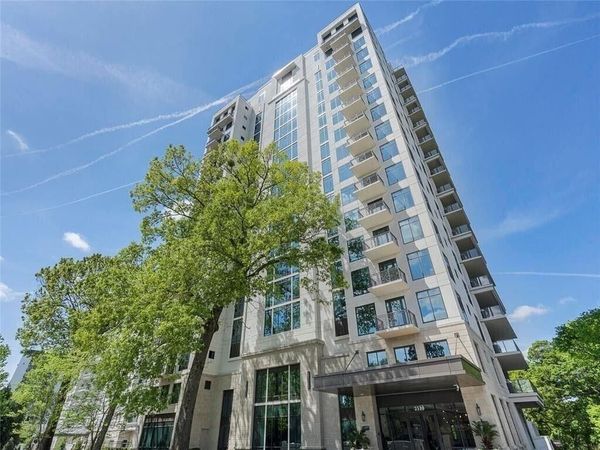 2520 Peachtree Road, Unit 602, Atlanta, GA 30305