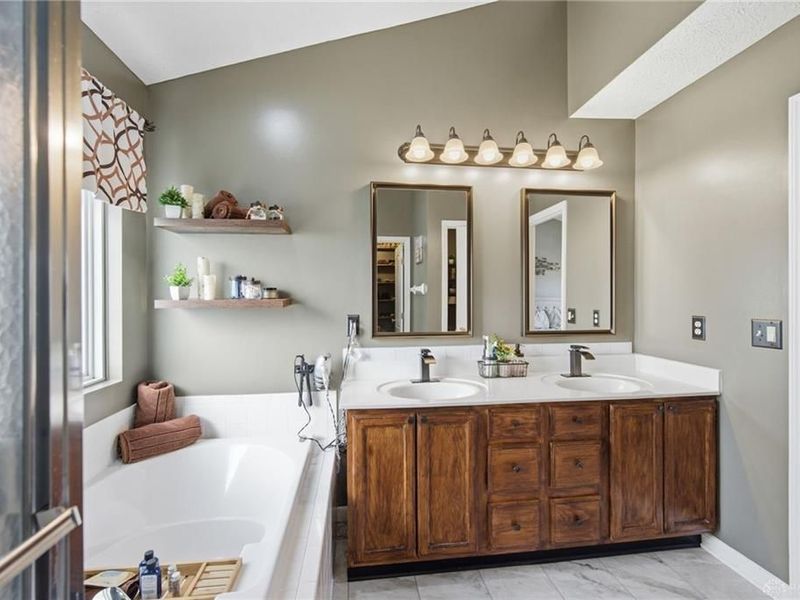 7885 Wilderness Way, Maineville, OH 45039 Photo 29