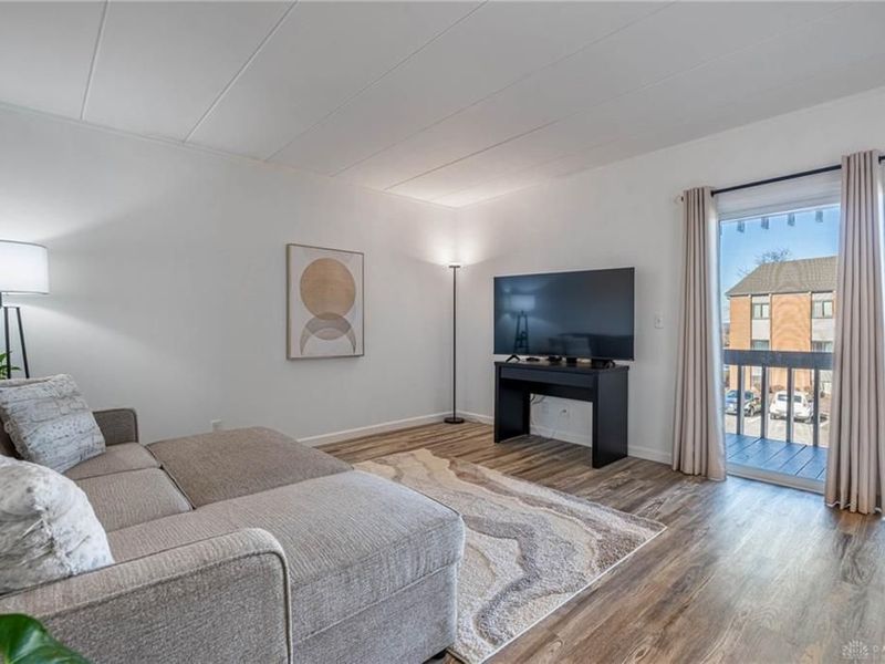 1118 Eagle Feather Circle, Unit D, West Carrollton, OH 45449 Photo 3