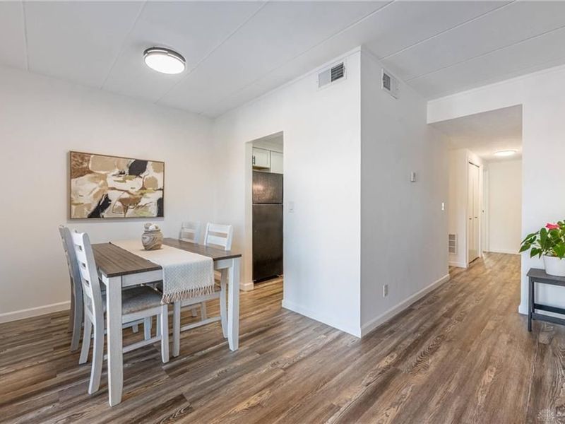 1118 Eagle Feather Circle, Unit D, West Carrollton, OH 45449 Photo 4