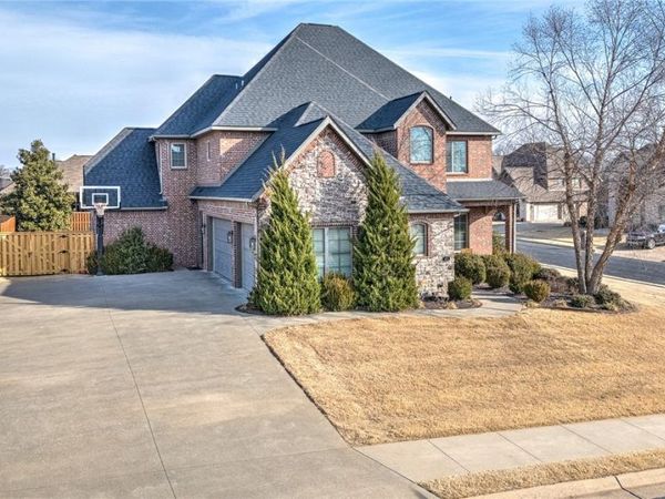 471 Trailwood Court, Centerton, AR 72719