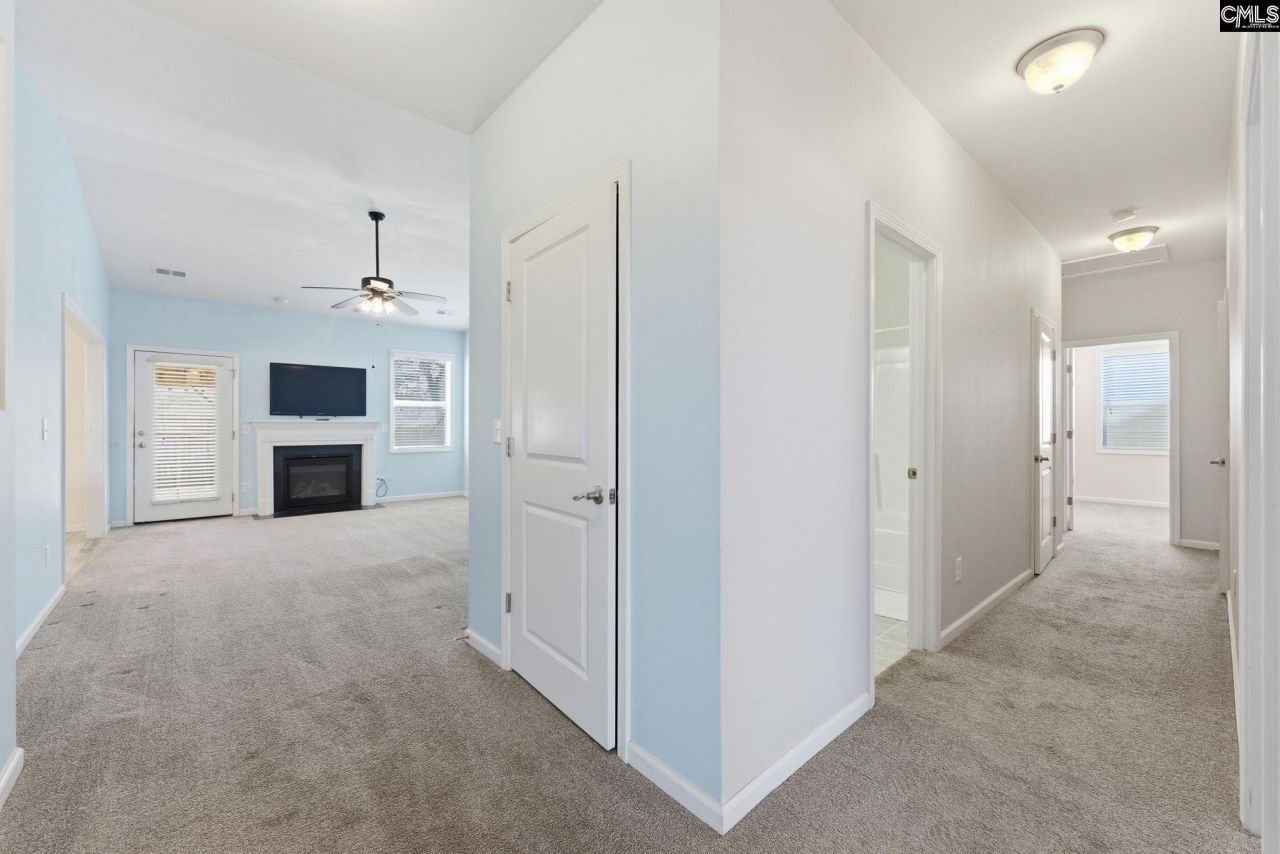 313 London Way  Photo 8