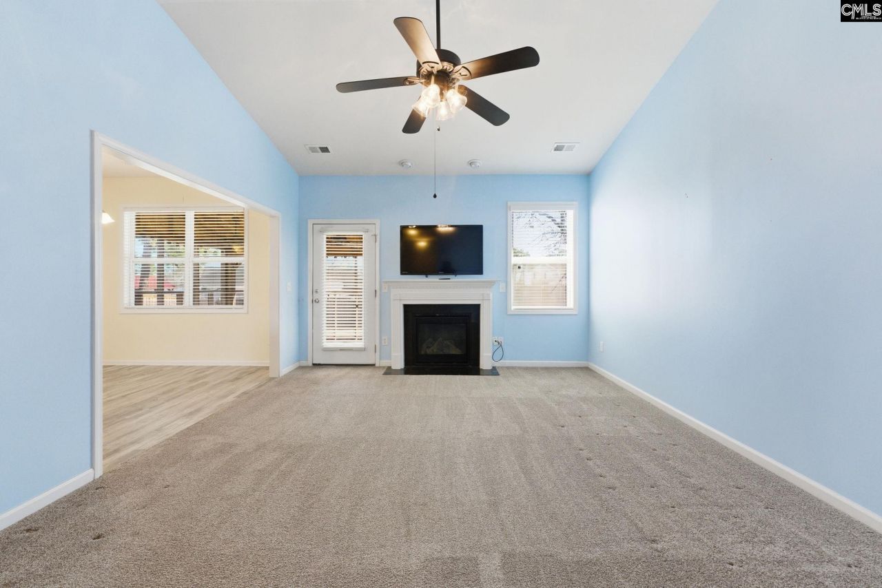 313 London Way  Photo 9