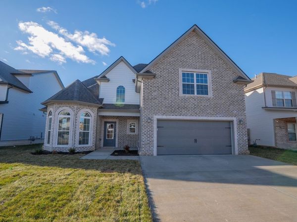 584 Summerfield, Clarksville, TN 37040