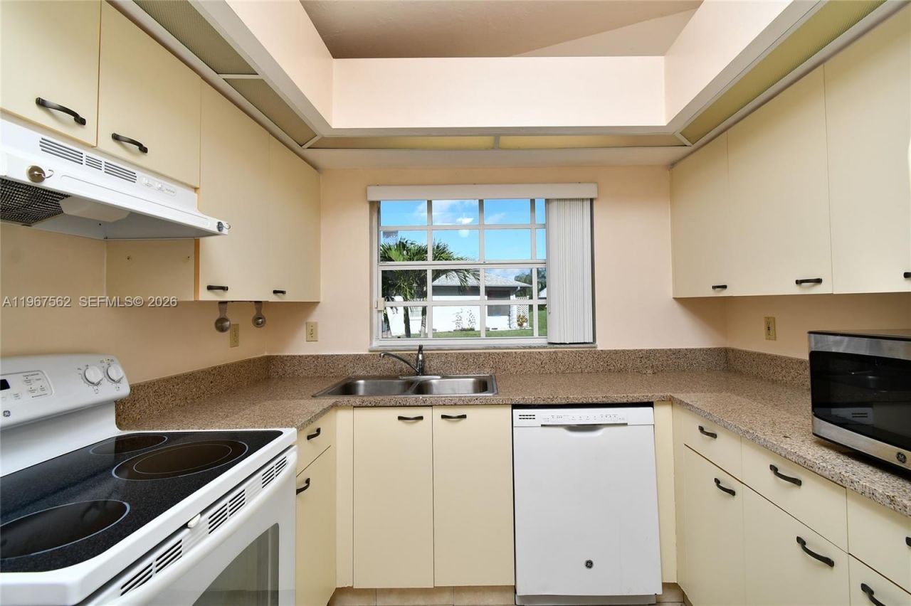 10655 Vanceboro Ct., Lehigh Acres, FL 33936 Photo