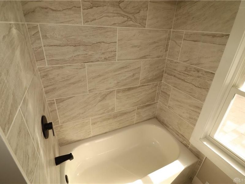 150 S Main Street, Miamisburg, OH 45342 Photo 24