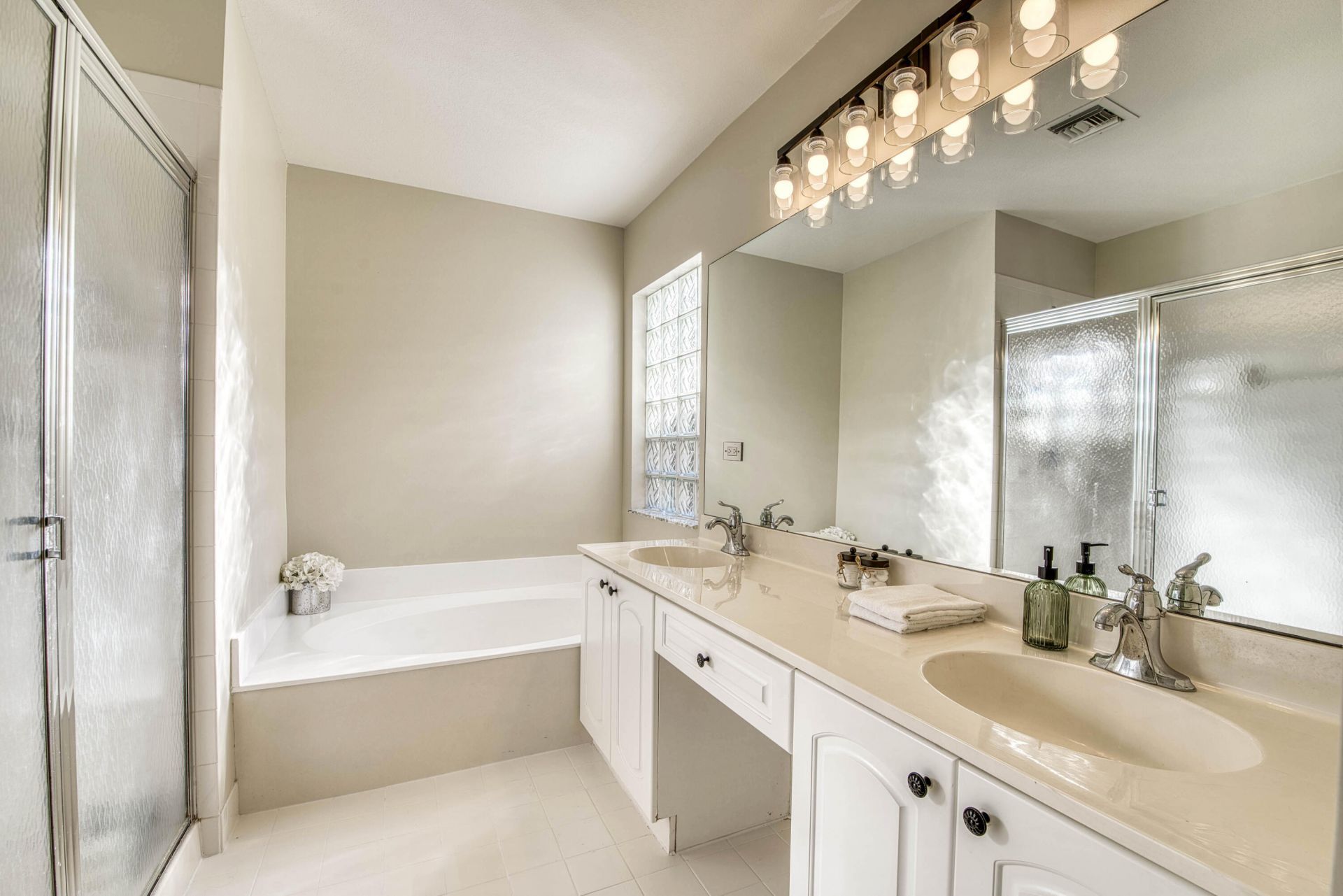 2767 S Clearbrook Circle, Delray Beach, FL 33445 Photo