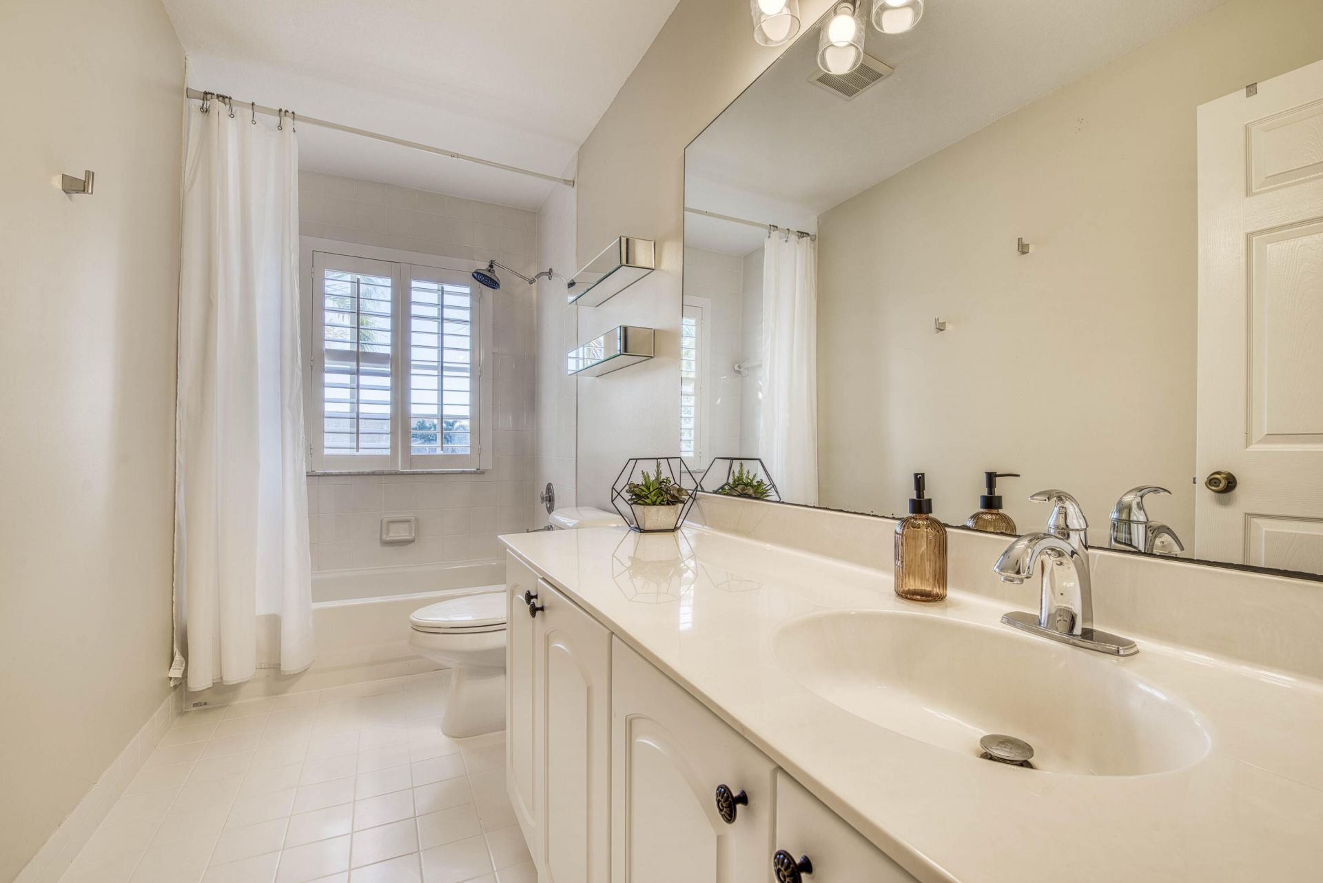 2767 S Clearbrook Circle, Delray Beach, FL 33445 Photo