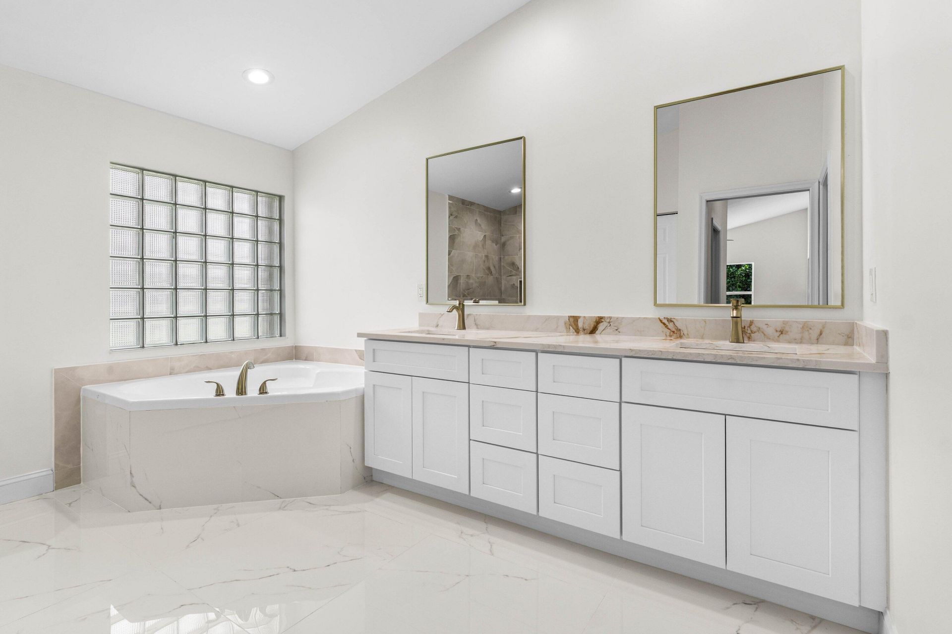 8584 San Andros, West Palm Beach, FL 33411 Photo