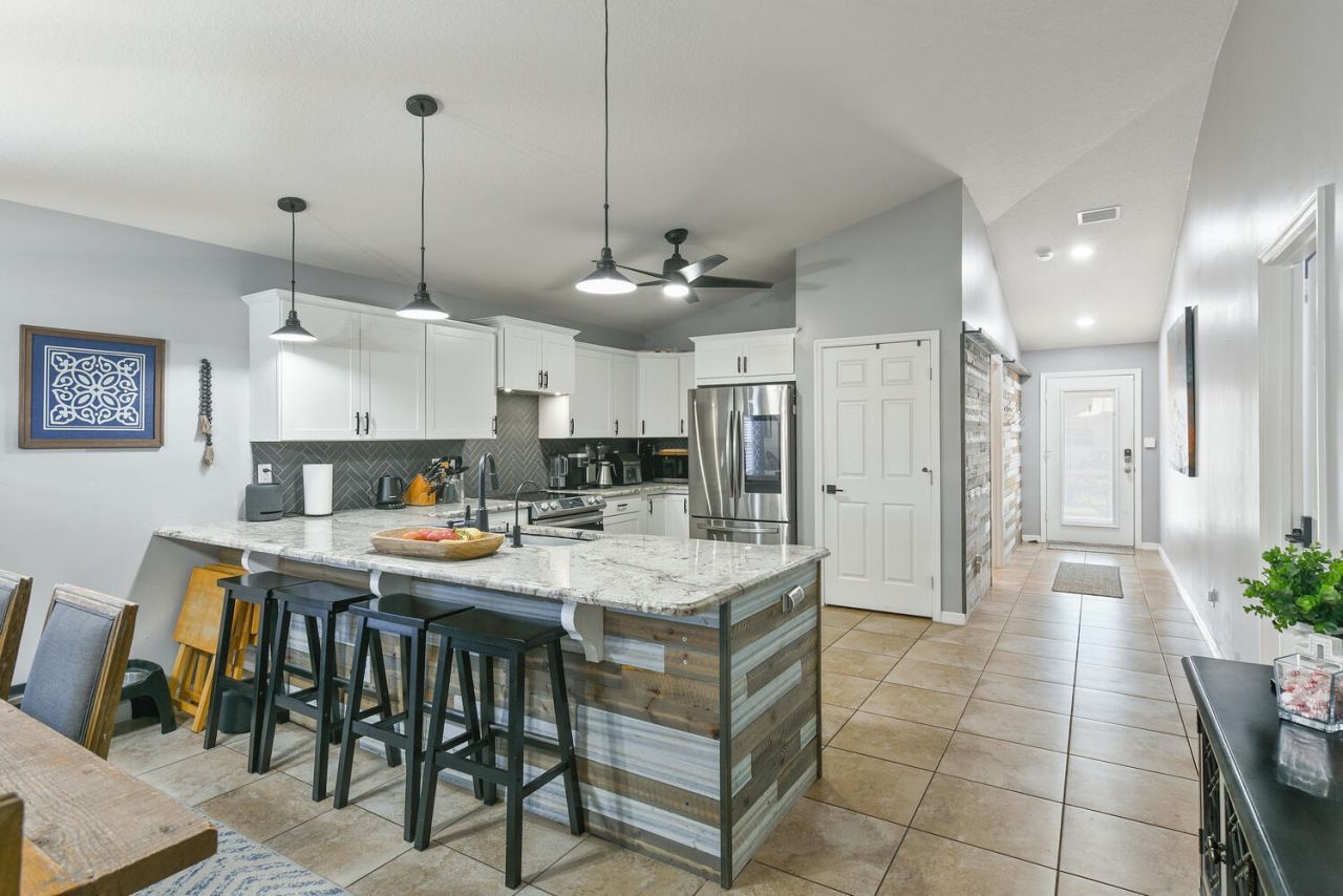 1091 SW 30th Street, Palm City, FL 34990 Photo