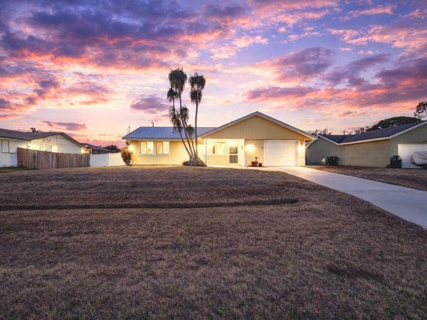 1202 SW Granadeer Street, Port St. Lucie, FL 34983