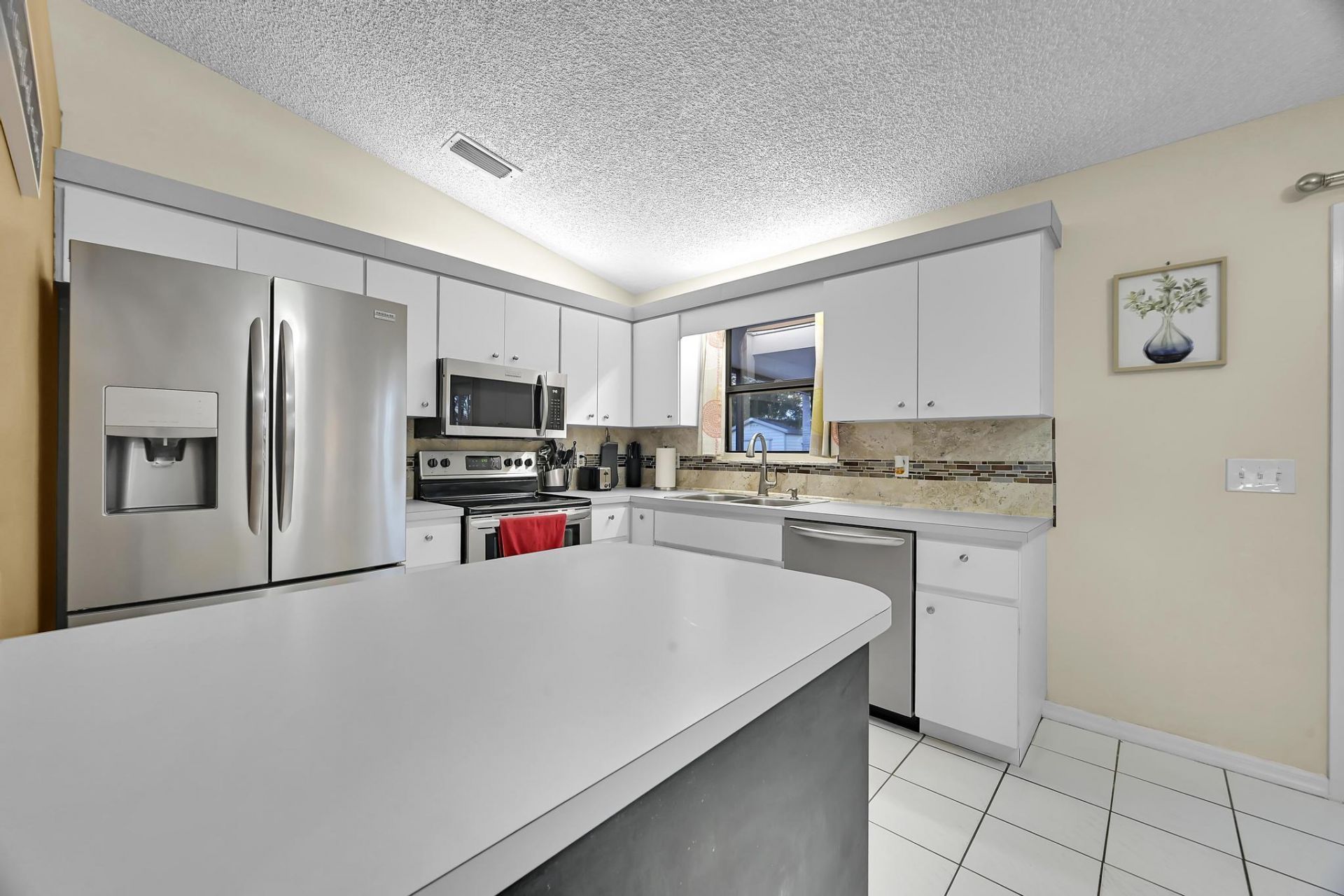 626 SW Cynthia Street, Port Saint Lucie, FL 34983 Photo