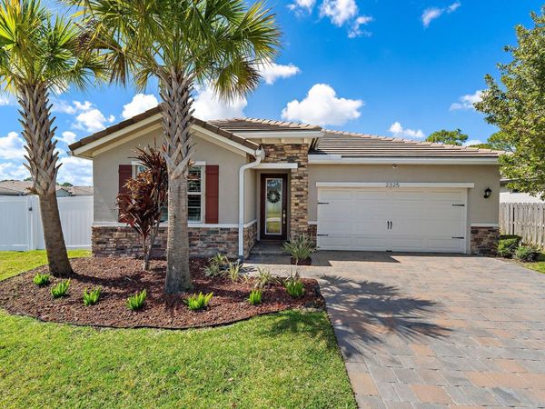 2325 SW Strawberry Terrace, Palm City, FL 34990