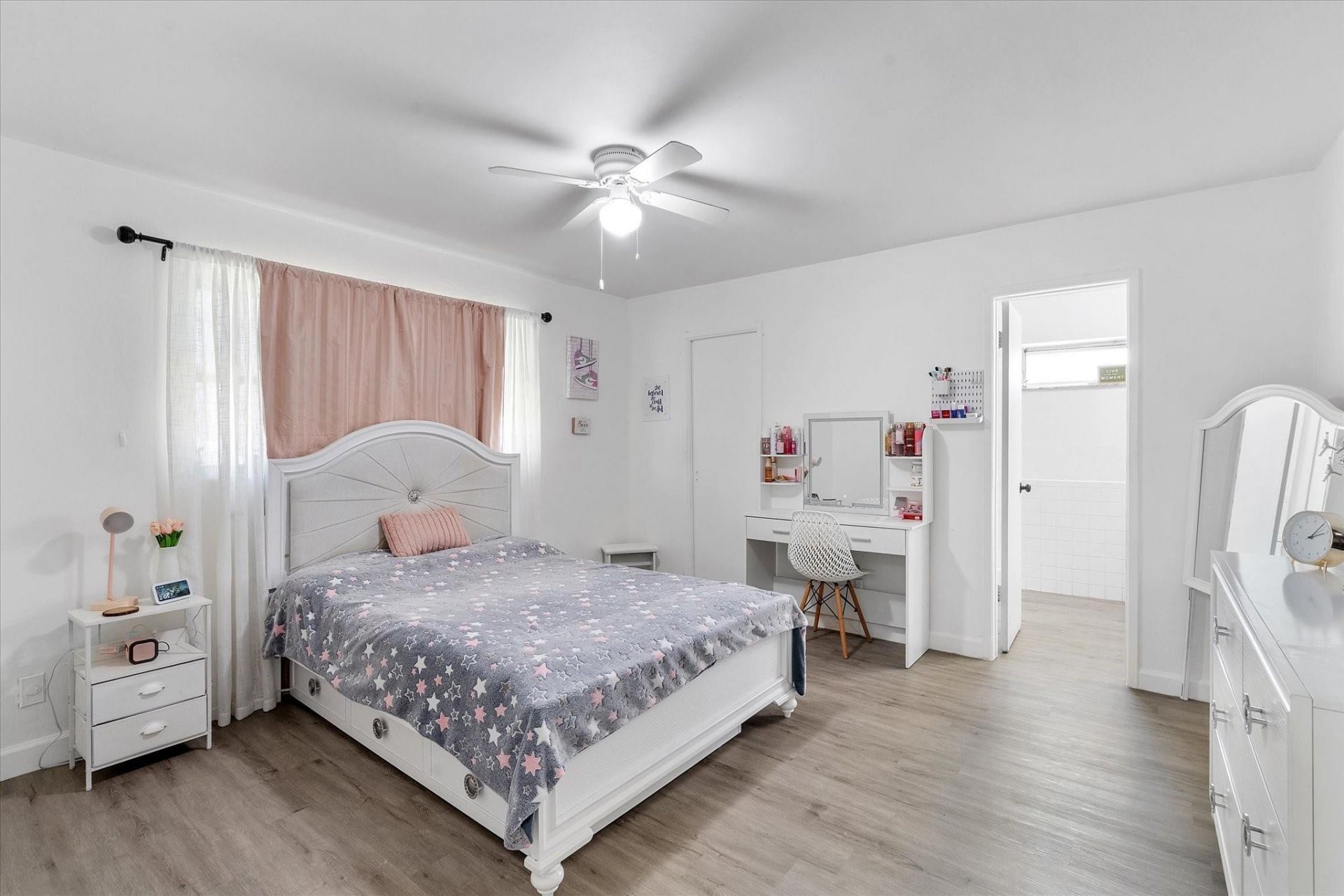 3300 NW 33rd Court, Lauderdale Lakes, FL 33309 Photo