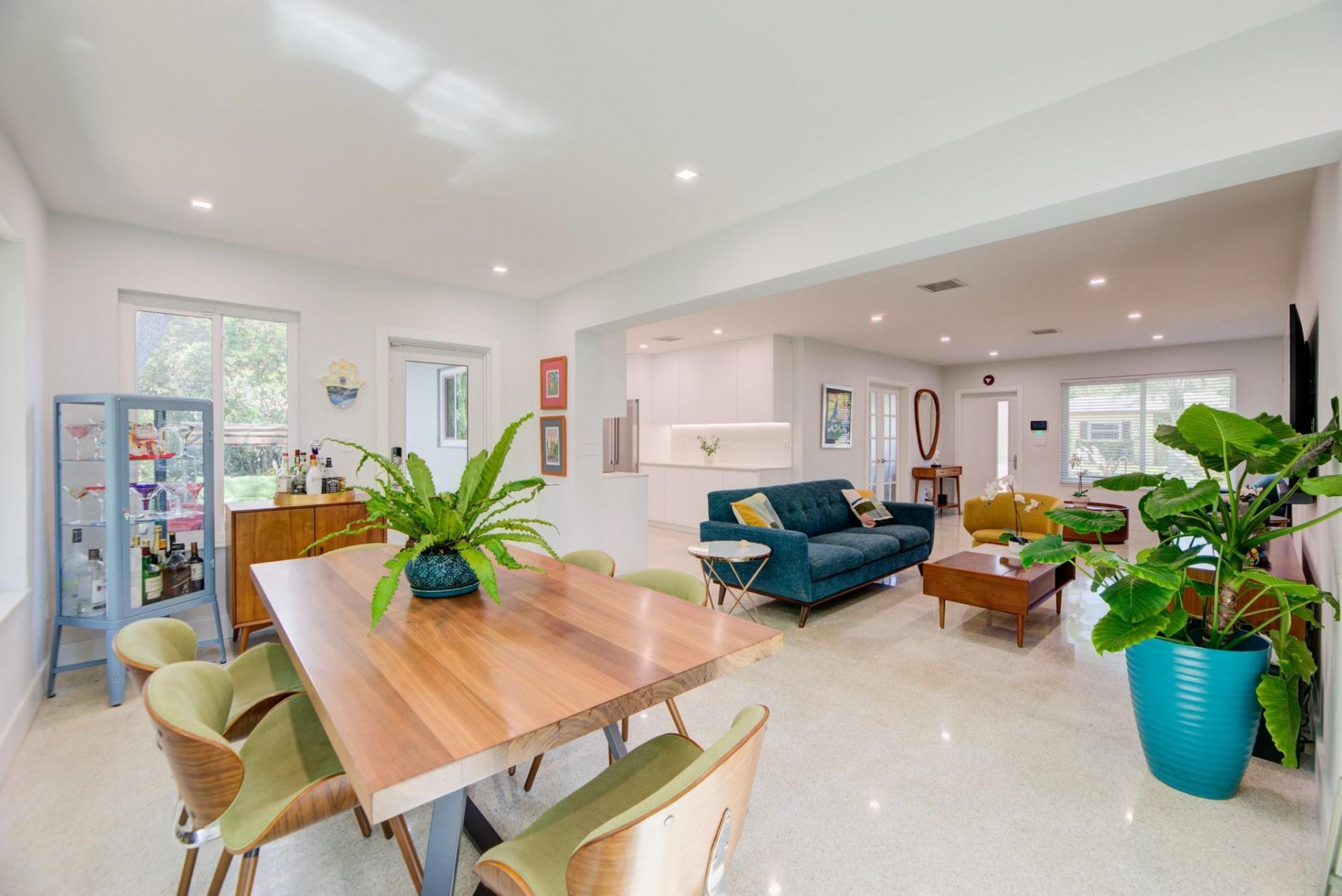 16100 NE 7th Avenue, Miami, FL 33162 Photo