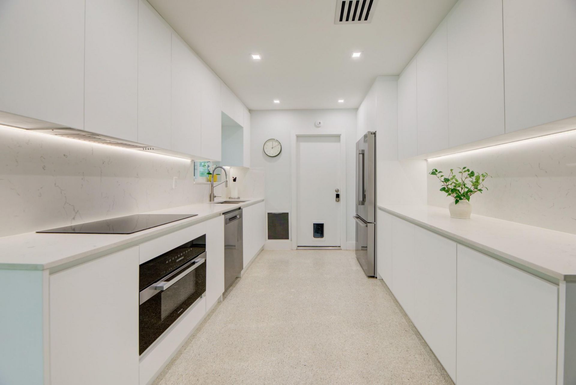 16100 NE 7th Avenue, Miami, FL 33162 Photo