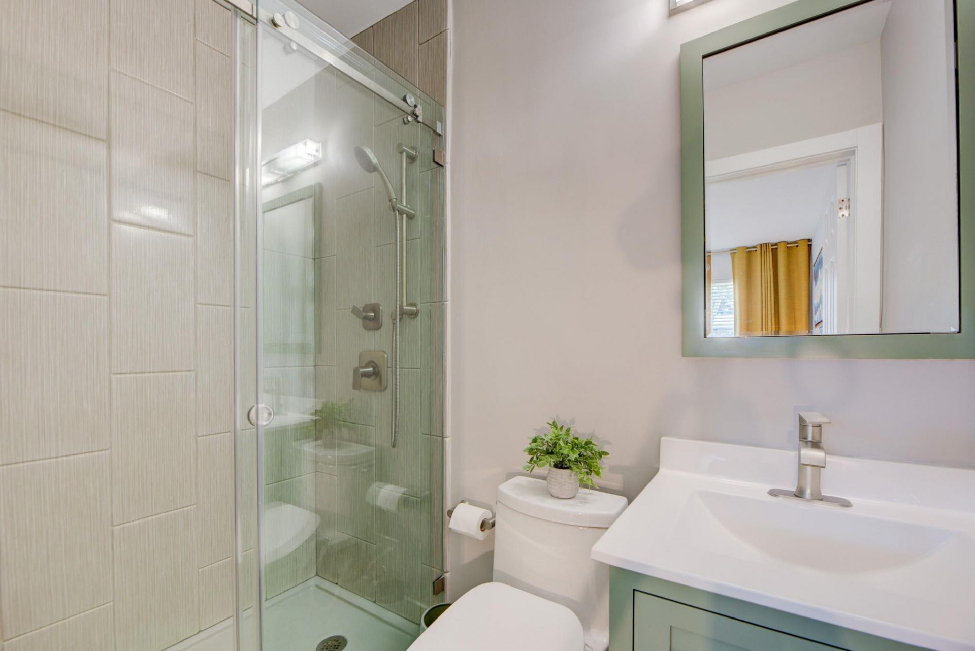 16100 NE 7th Avenue, Miami, FL 33162 Photo