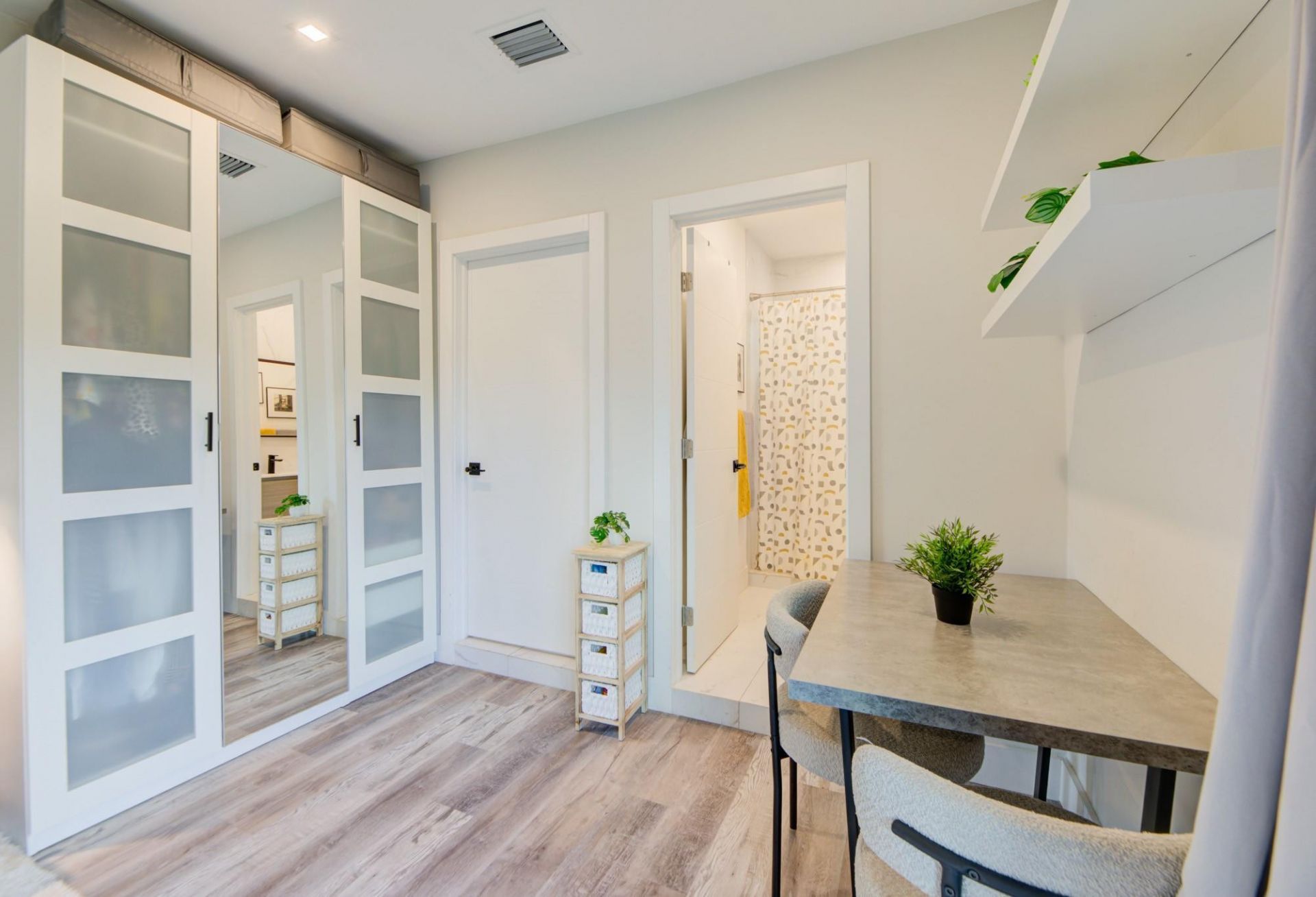 16100 NE 7th Avenue, Miami, FL 33162 Photo