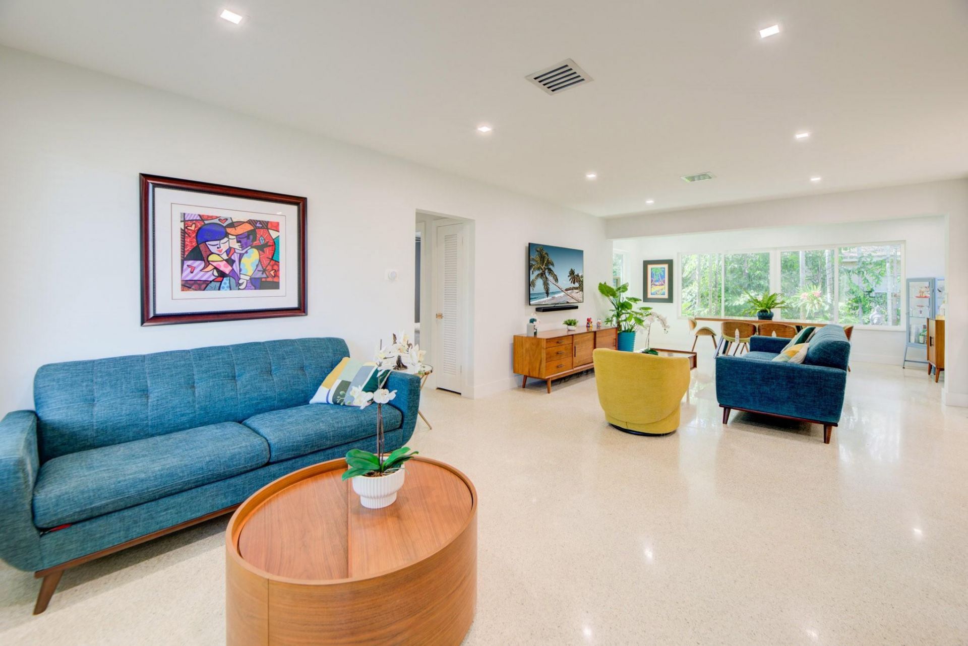 16100 NE 7th Avenue, Miami, FL 33162 Photo