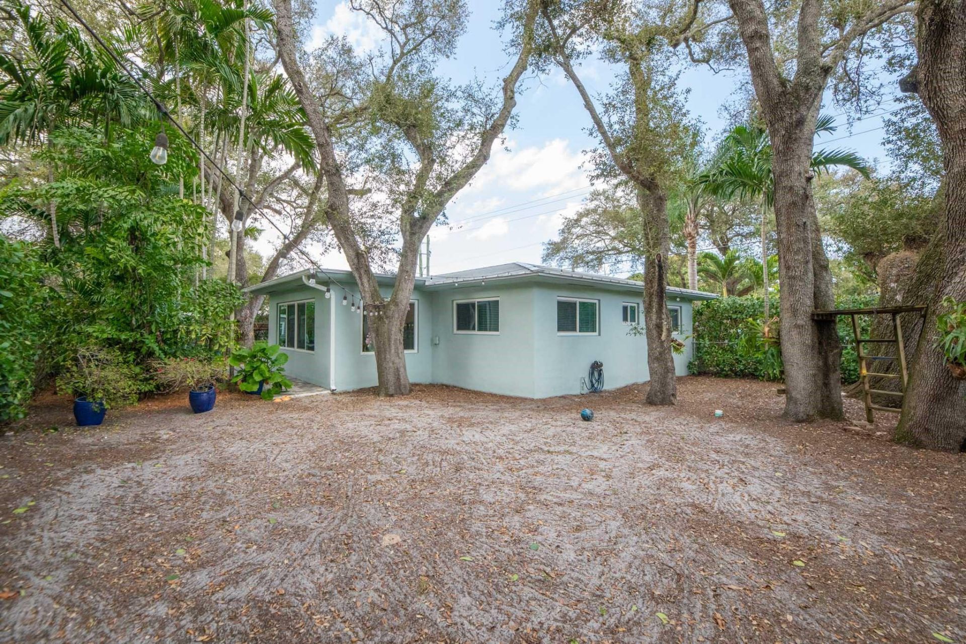 16100 NE 7th Avenue, Miami, FL 33162 Photo