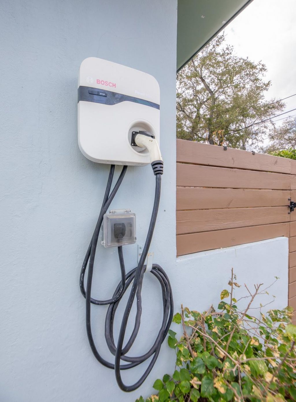 16100 NE 7th Avenue, Miami, FL 33162 Photo