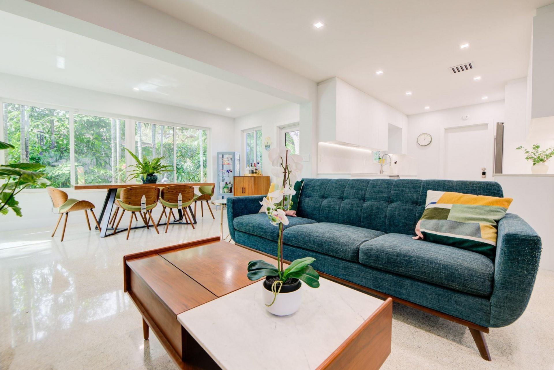 16100 NE 7th Avenue, Miami, FL 33162 Photo