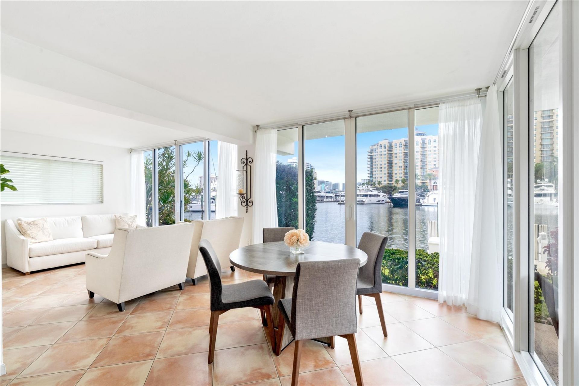 2740 Yacht Club Boulevard, Unit 9D, Fort Lauderdale, FL 33304 Photo