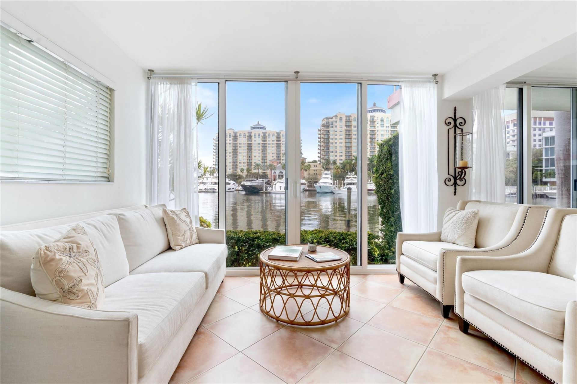 2740 Yacht Club Boulevard, Unit 9D, Fort Lauderdale, FL 33304 Photo