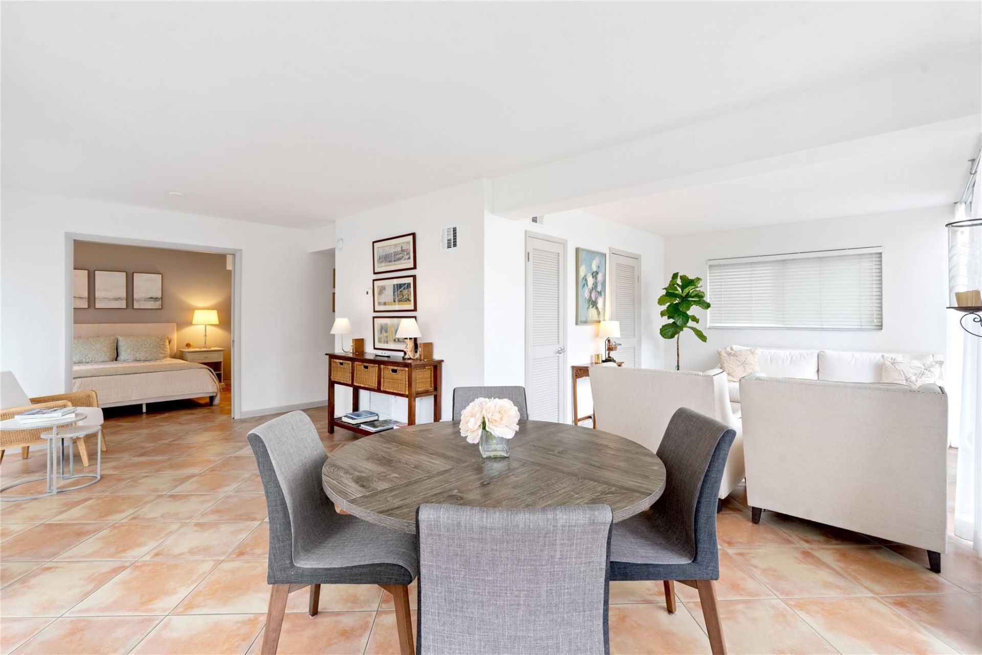 2740 Yacht Club Boulevard, Unit 9D, Fort Lauderdale, FL 33304 Photo