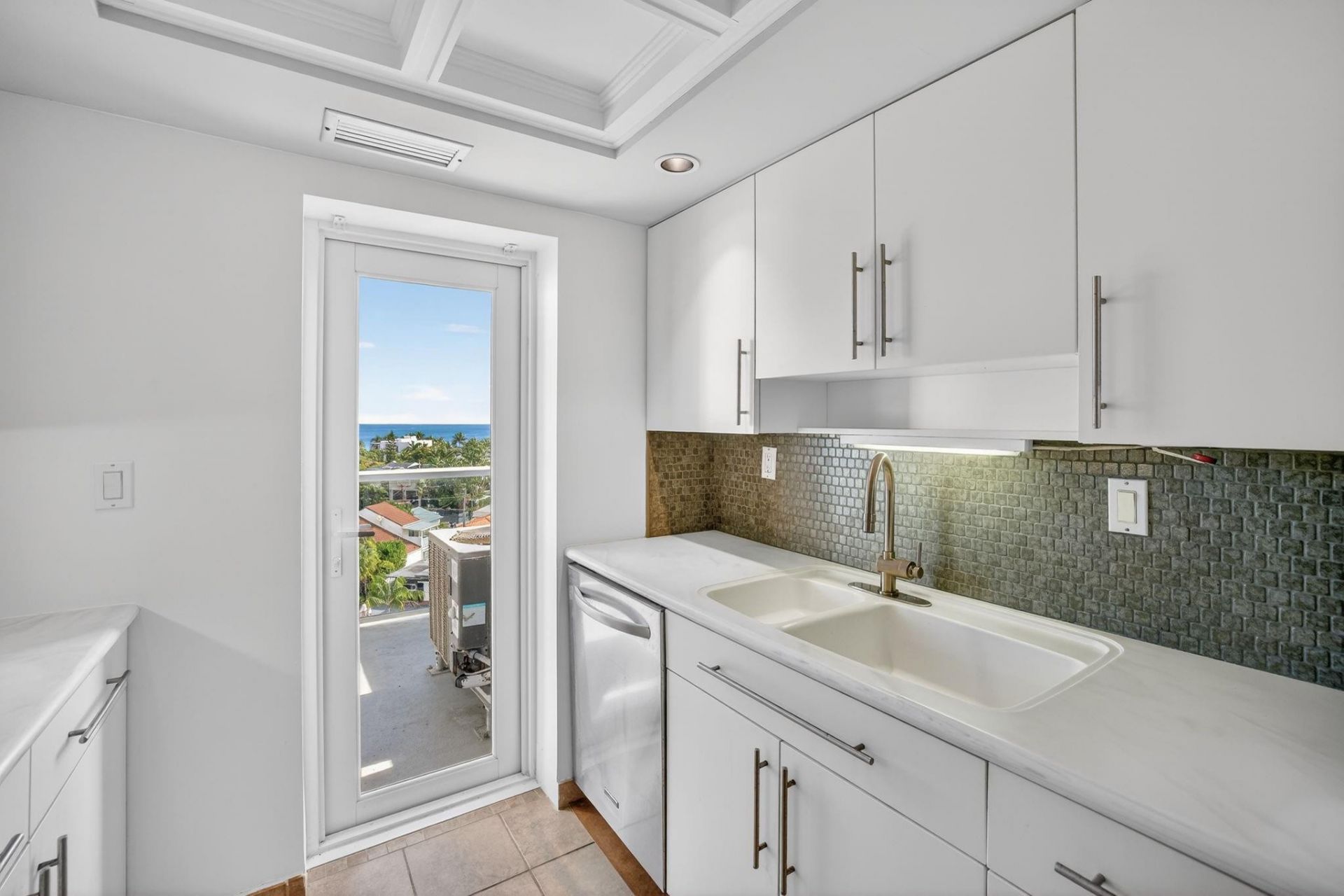 2701 N Ocean Boulevard, Unit 7A, Fort Lauderdale, FL 33308 Photo