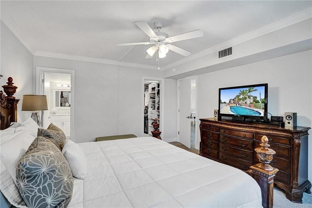 3111 NE 51st St, Unit 305, Fort Lauderdale, FL 33308 Photo