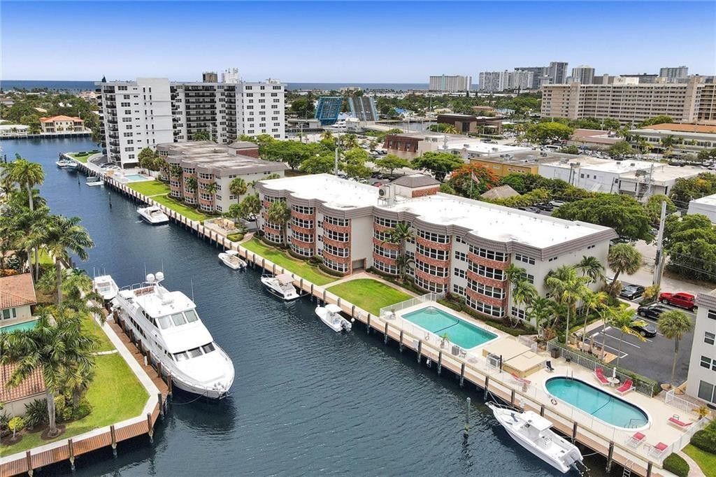 3111 NE 51st St, Unit 305, Fort Lauderdale, FL 33308 Photo