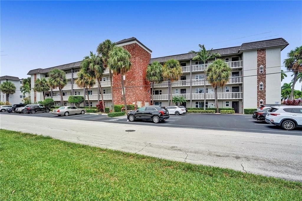 3111 NE 51st St, Unit 305, Fort Lauderdale, FL 33308 Photo