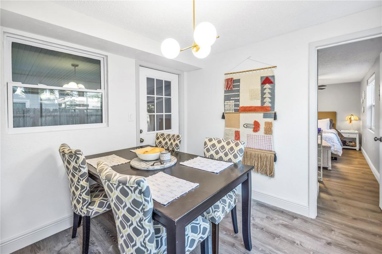 2444 32nd Avenue N, Saint Petersburg, FL 33713 Photo