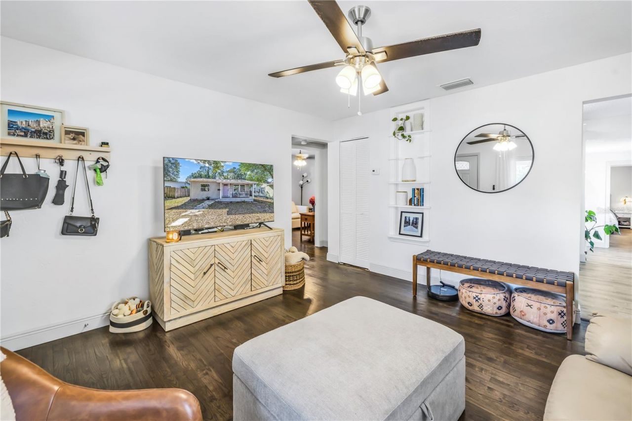 2444 32nd Avenue N, Saint Petersburg, FL 33713 Photo