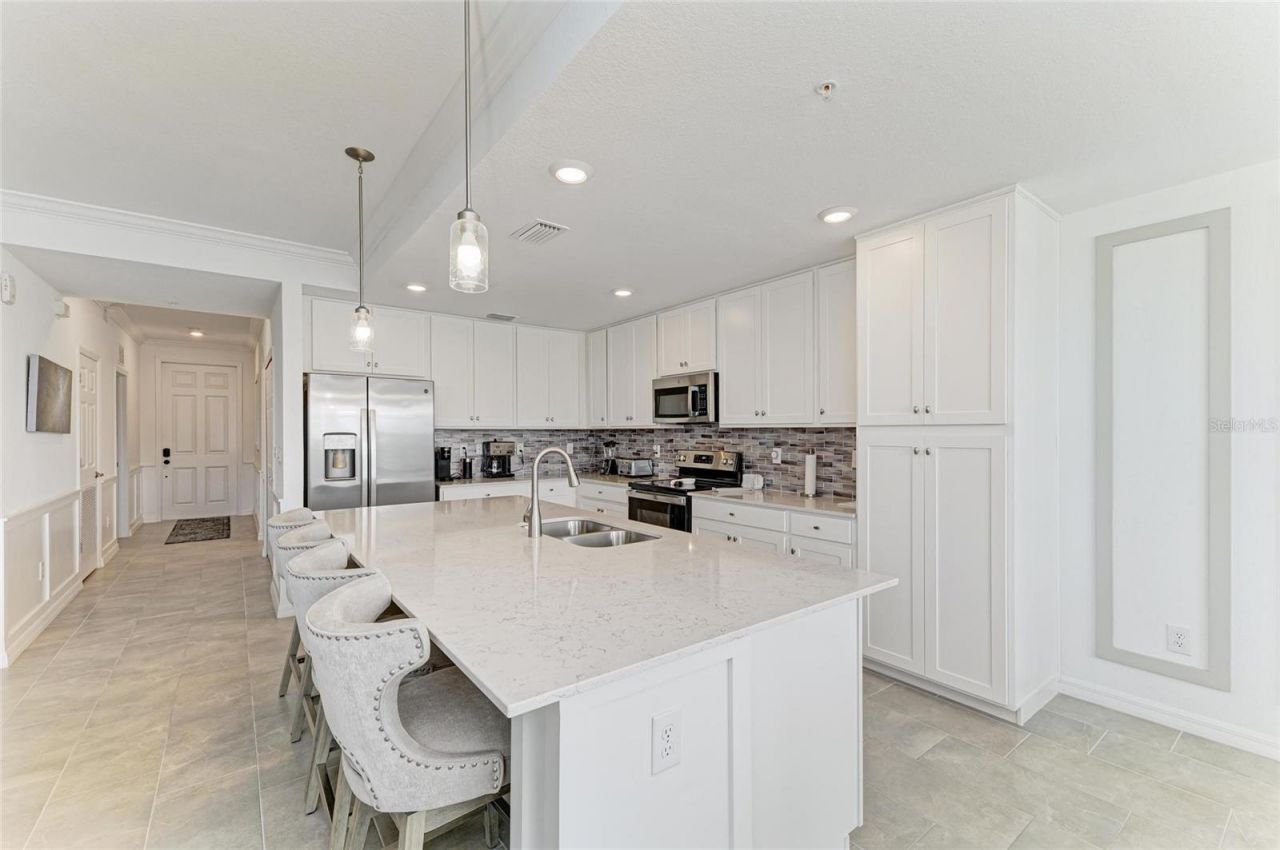 18114 Gawthrop Drive, Unit 306, Bradenton, FL 34211 Photo