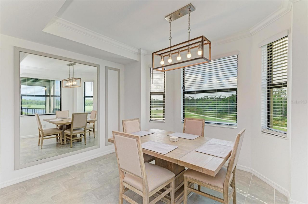 18114 Gawthrop Drive, Unit 306, Bradenton, FL 34211 Photo