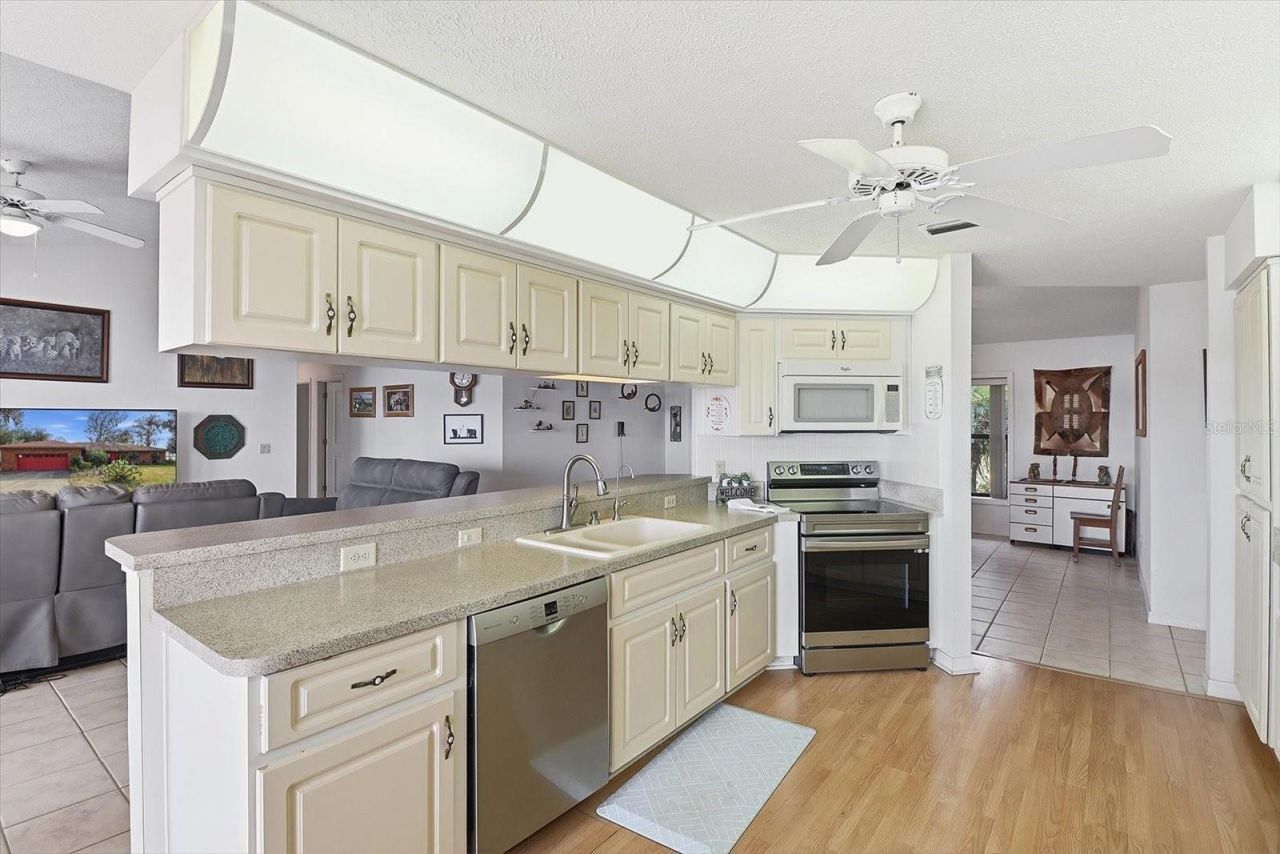 8528 E Aquarius Drive, Inverness, FL 34450 Photo