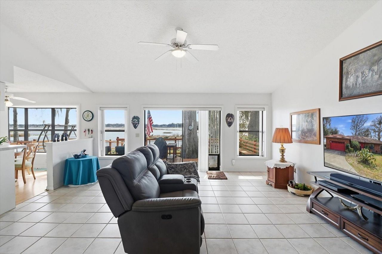 8528 E Aquarius Drive, Inverness, FL 34450 Photo