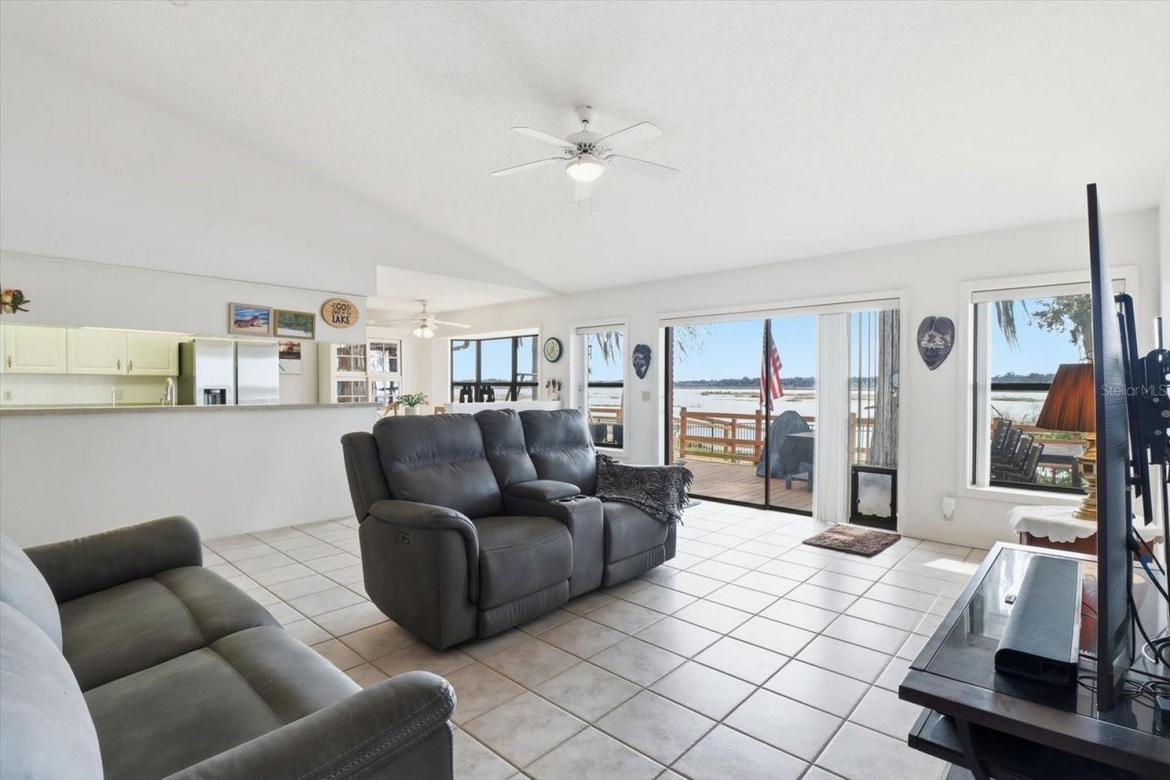 8528 E Aquarius Drive, Inverness, FL 34450 Photo