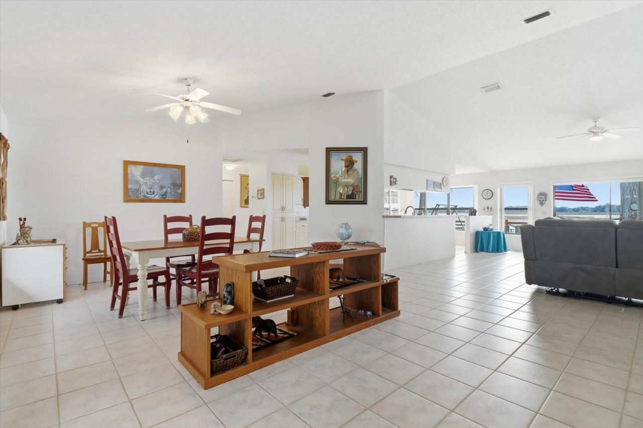 8528 E Aquarius Drive, Inverness, FL 34450 Photo