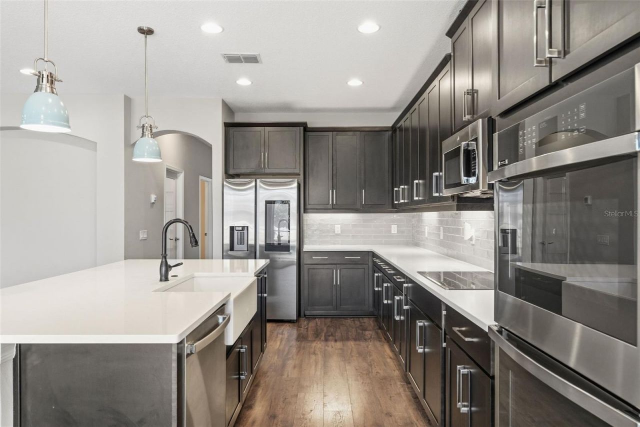 19324 E Eagle Creek Lane Lane, Tampa, FL 33647 Photo