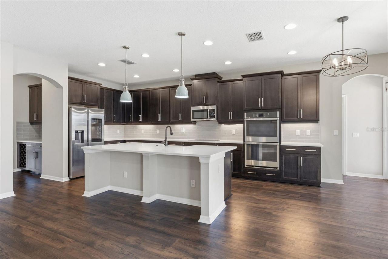 19324 E Eagle Creek Lane Lane, Tampa, FL 33647 Photo