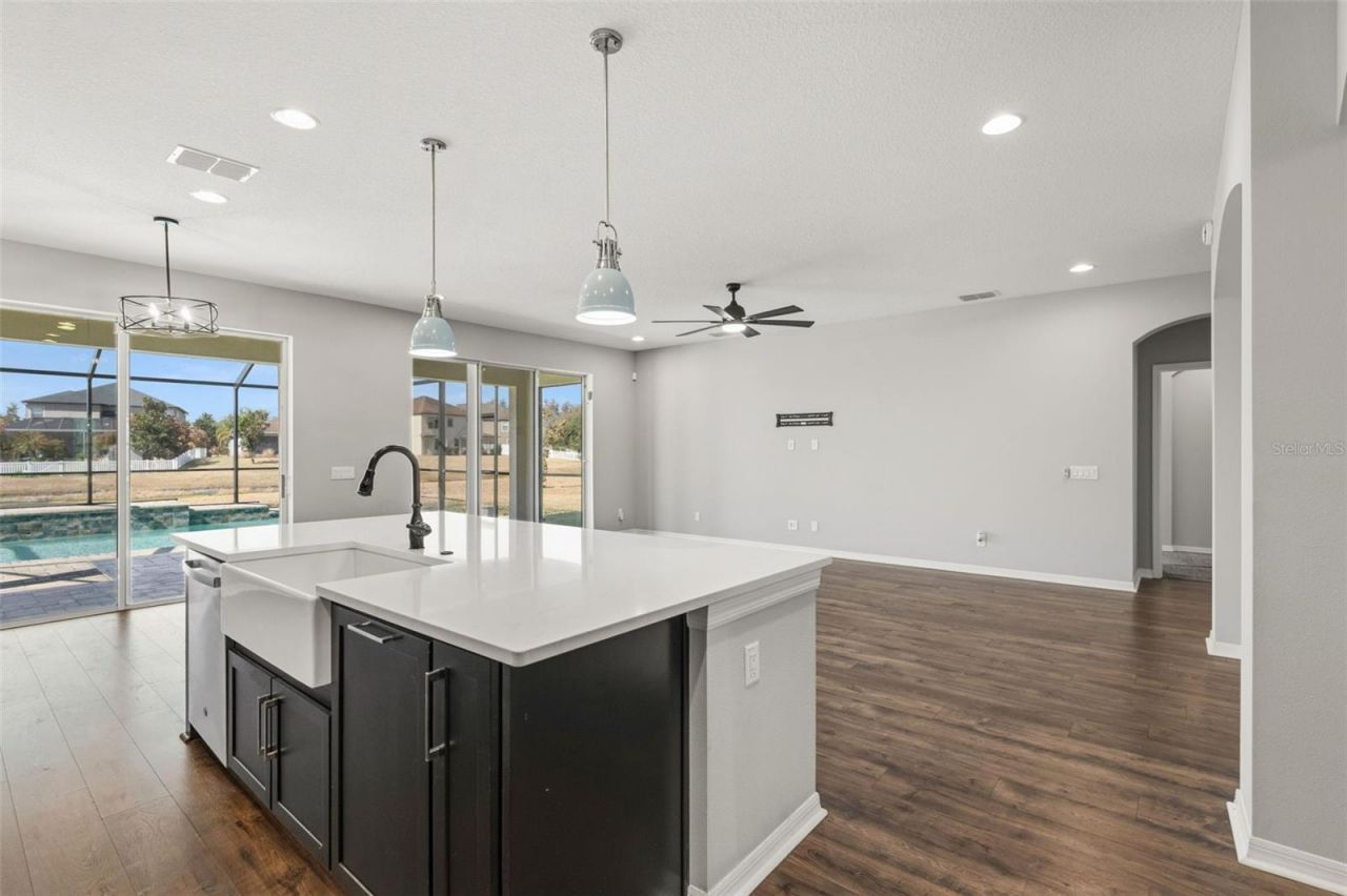 19324 E Eagle Creek Lane Lane, Tampa, FL 33647 Photo