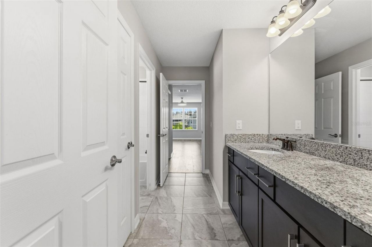 19324 E Eagle Creek Lane Lane, Tampa, FL 33647 Photo