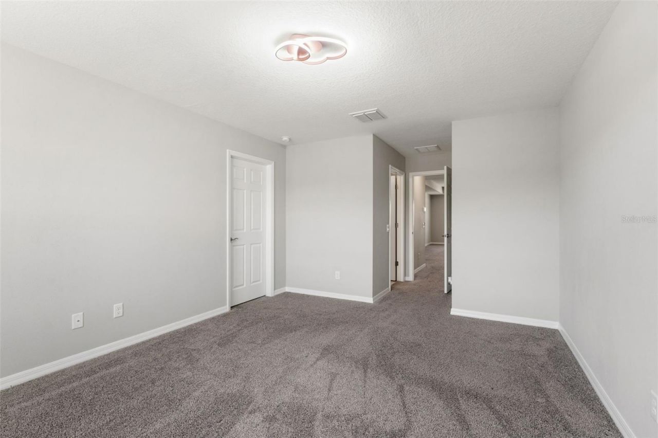 19324 E Eagle Creek Lane Lane, Tampa, FL 33647 Photo