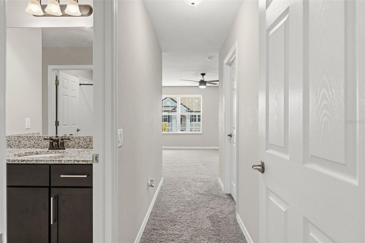 19324 E Eagle Creek Lane Lane, Tampa, FL 33647 Photo