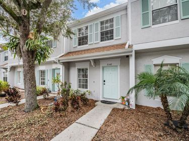 8542 HUNTERS KEY CIRCLE, TAMPA, FL 33647