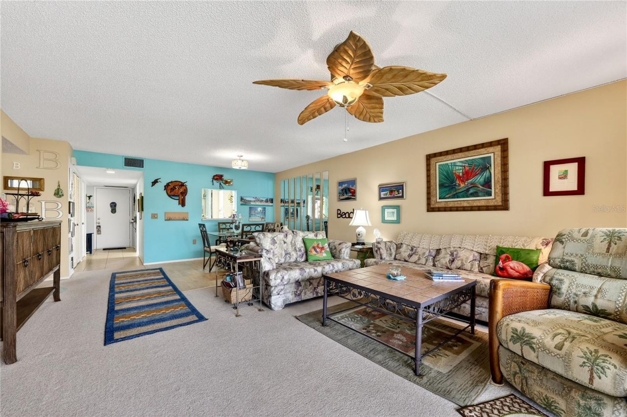 521 Lakeside Drive, Unit 521, Bradenton, FL 34210 Photo