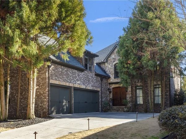 33 Cliftwood Drive, Atlanta, GA 30328